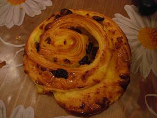 File:Pain aux raisins.jpg